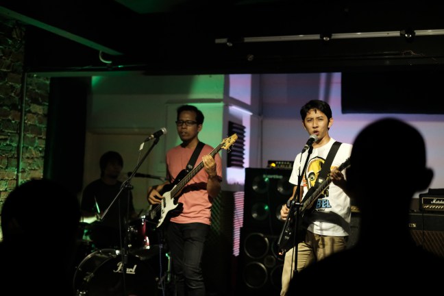 Segi Performing Live